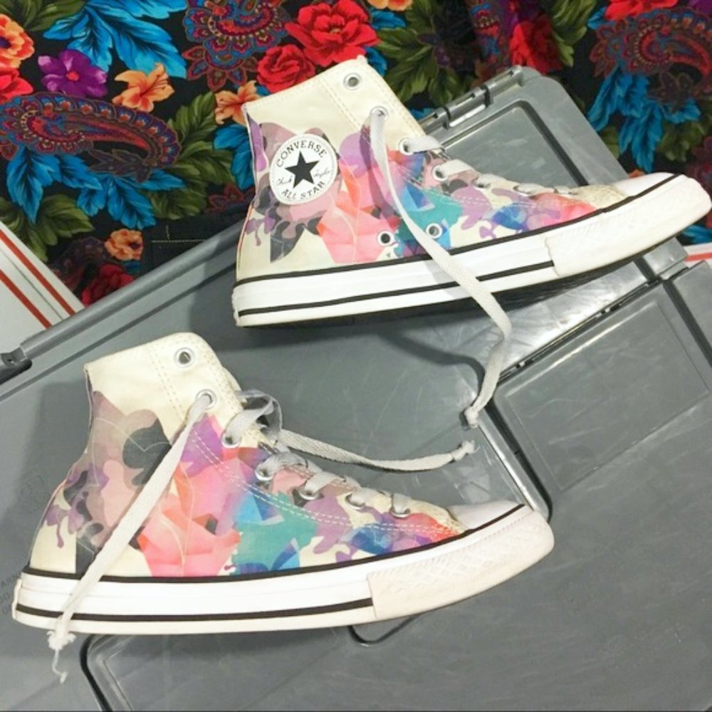 **rare**Converse All-Star Shoes Junior Size 4 Womens Size 6 Watercolor High Tops